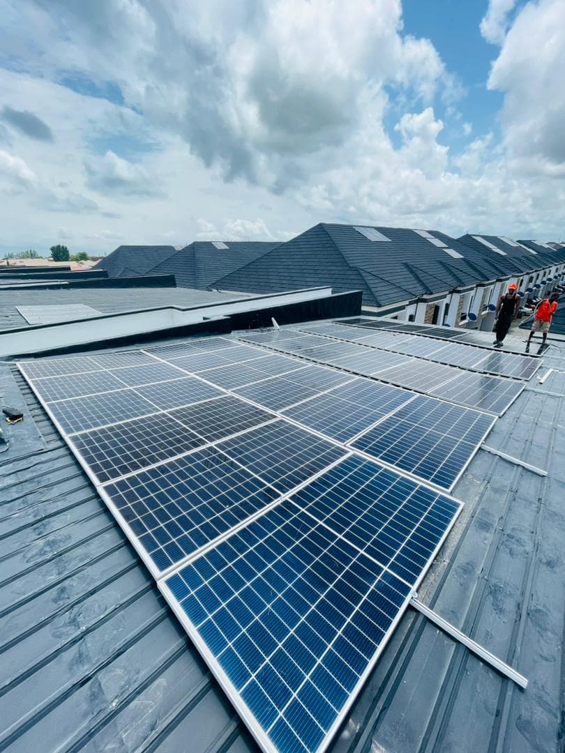 Twin Solar Hero Image